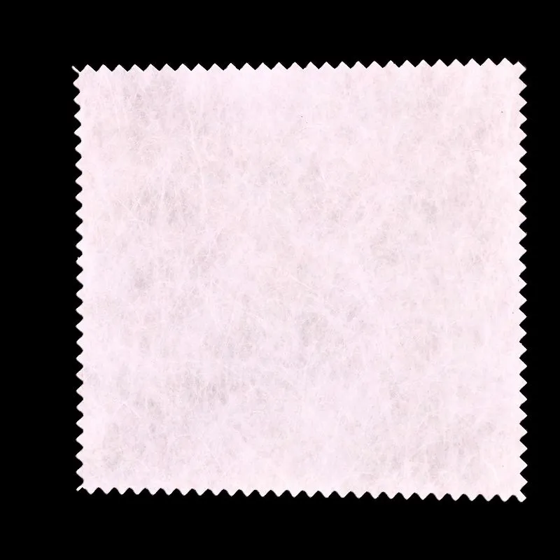 Tkanina rozdmuchiwana metodą elektretową i wodną